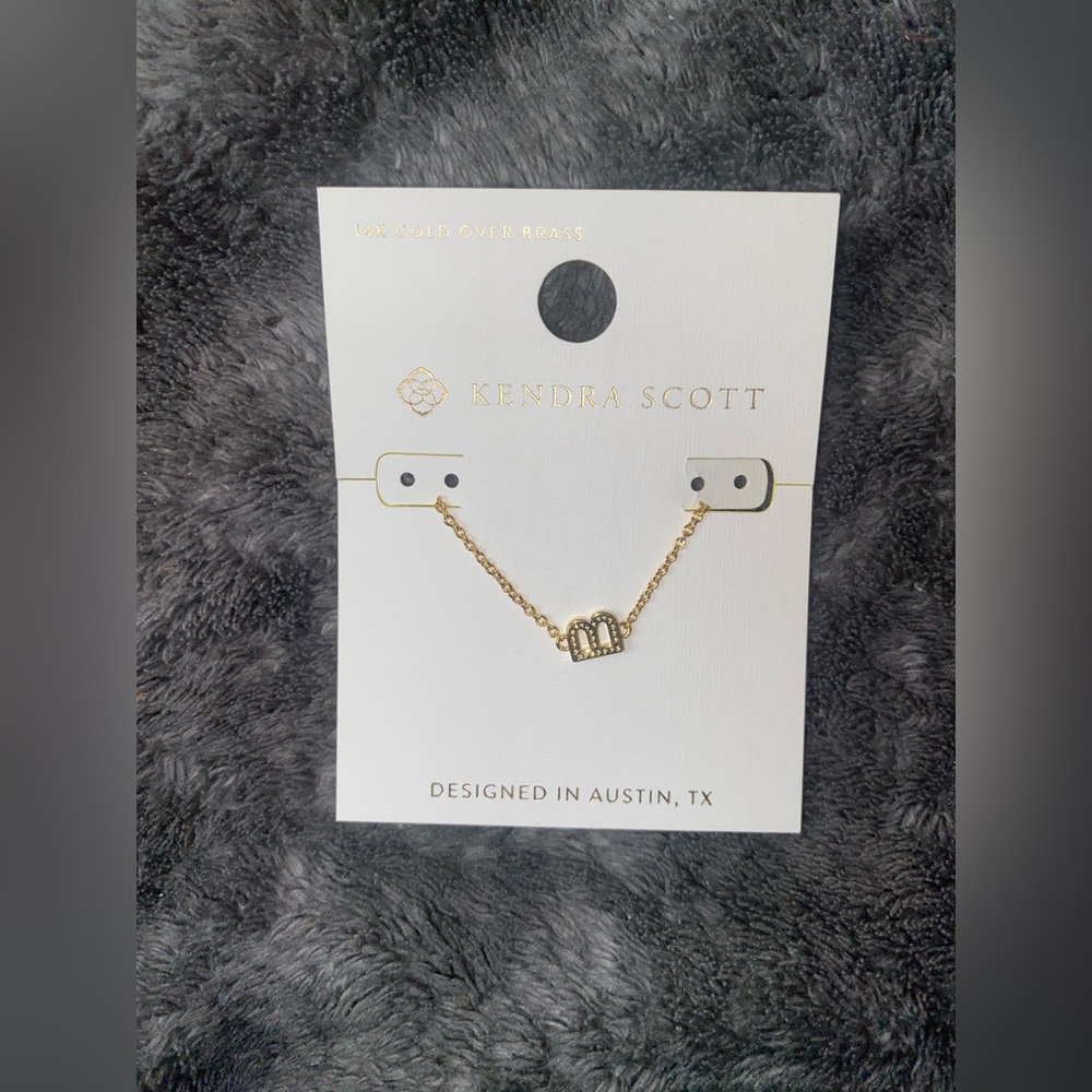 BNWT Kendra Scott x Target Gold Initial 'B' Necklace $40 DOES NOT COME W DUSTBAG - Picture 3 of 4